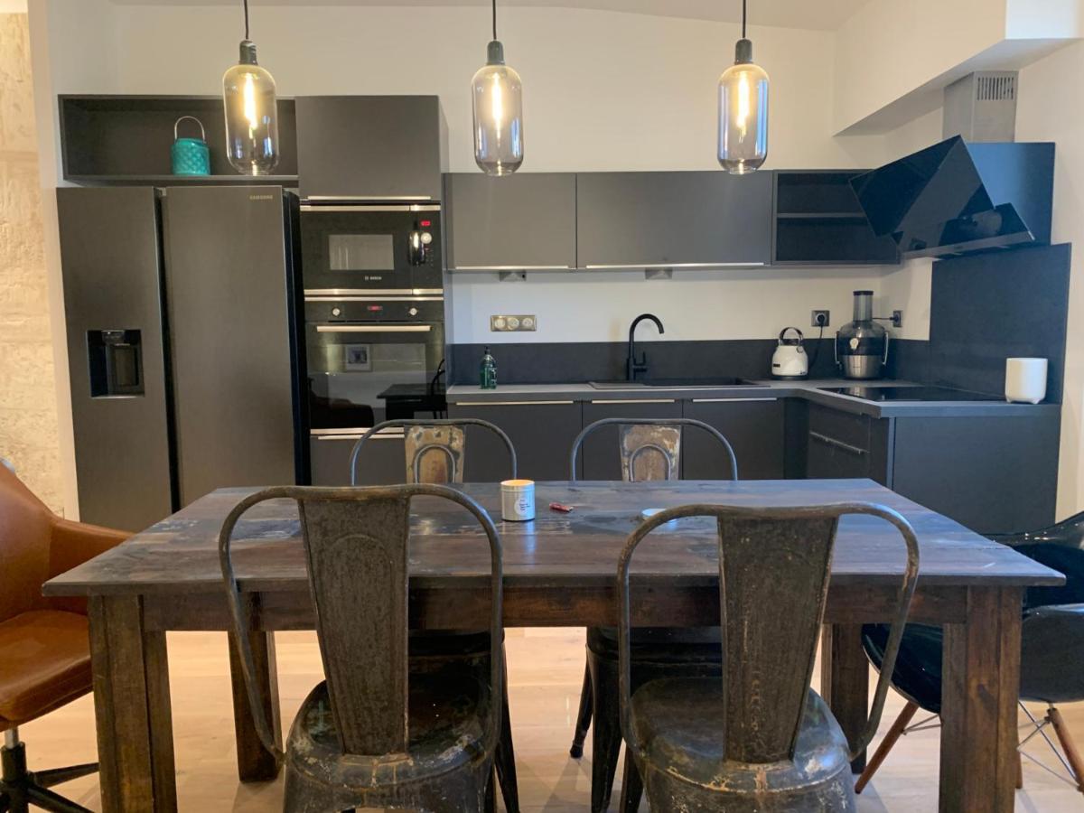 Superbe Appartement Avec Vue อาร์ลส์ ภายนอก รูปภาพ