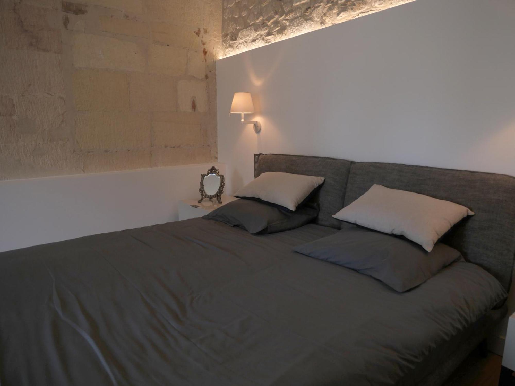 Superbe Appartement Avec Vue อาร์ลส์ ภายนอก รูปภาพ