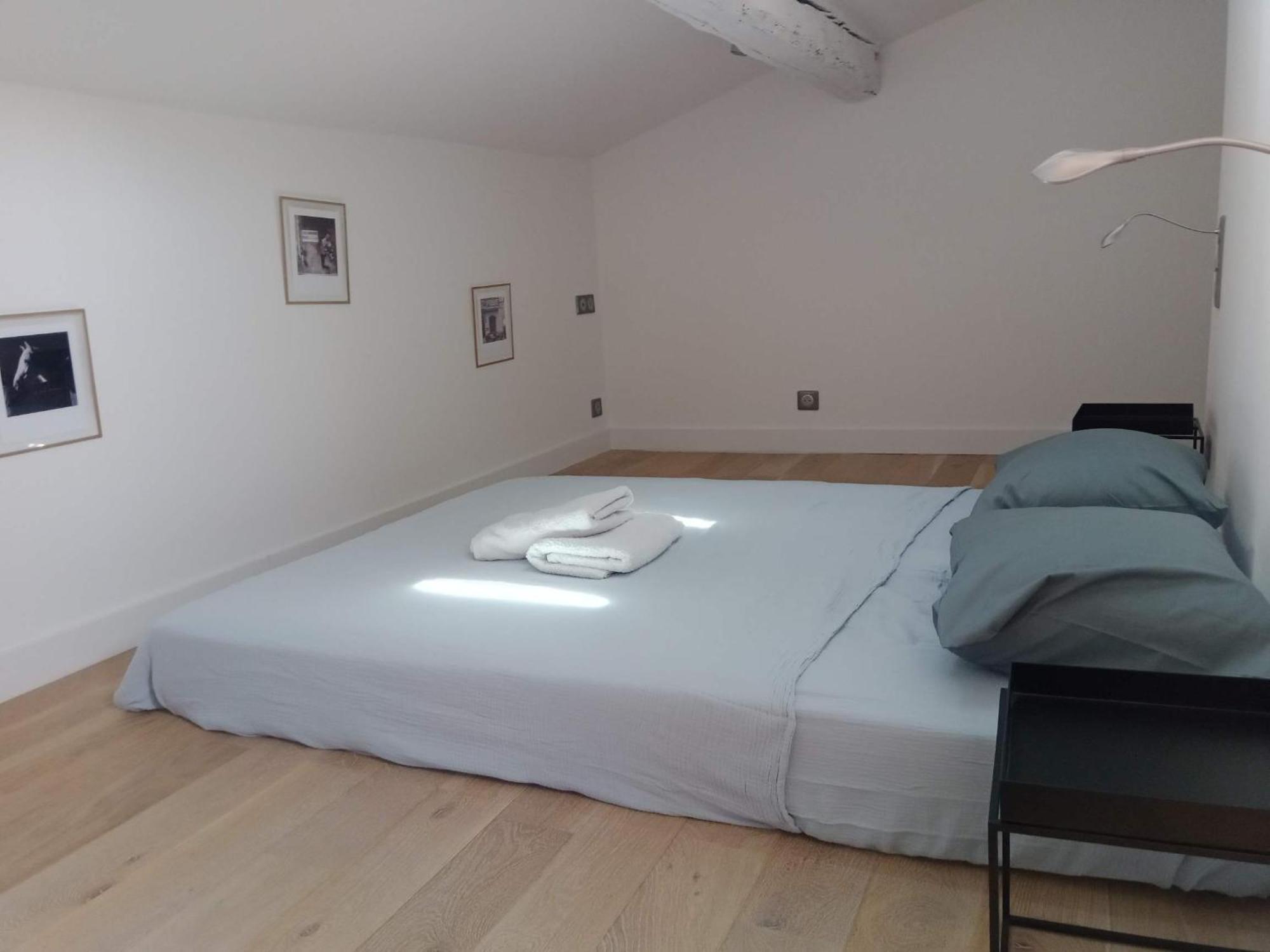 Superbe Appartement Avec Vue อาร์ลส์ ภายนอก รูปภาพ